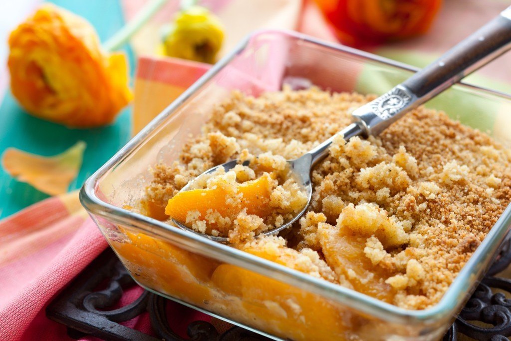 Delicious peach crumble