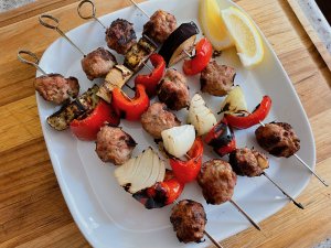 Turkey Meatball Kebabs with Vegetables