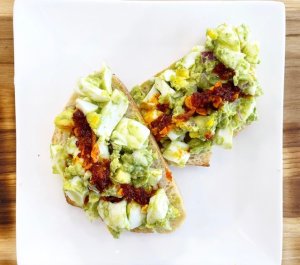 Avocado egg salad